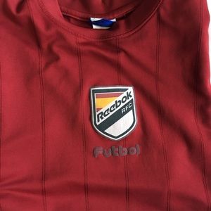 Maroon Classic Reebok Futbol Shirt Size Large